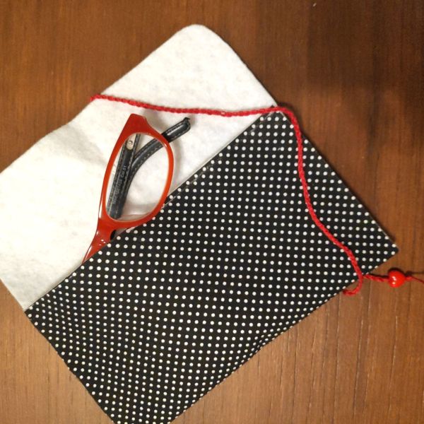 יצירת נרתיק למשקפיים 